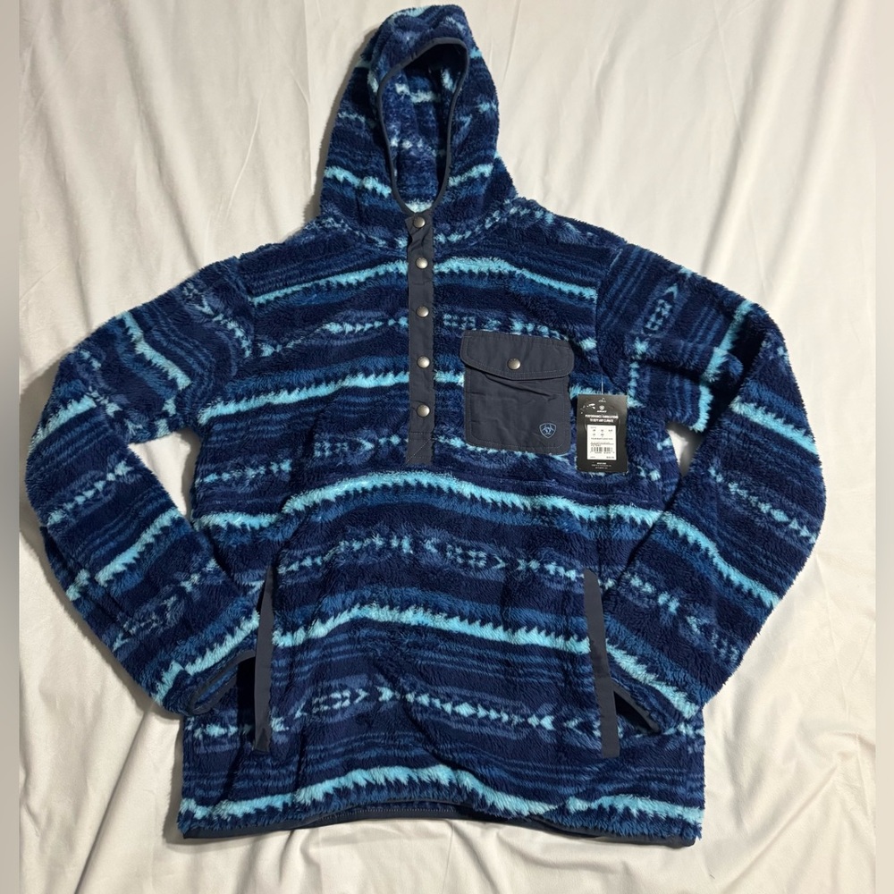 Ariat Men's Navy and Light Blue Striped Sweater